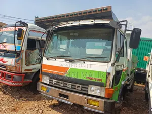 Fuso Fighter Tipper
