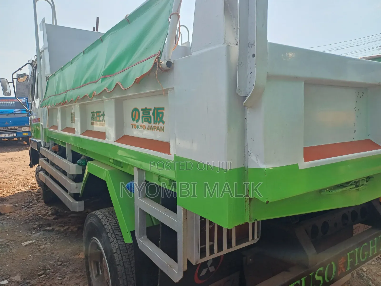 Fuso Fighter Tipper