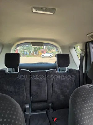 Toyota Ractis 1.5 FWD 2009 Silver