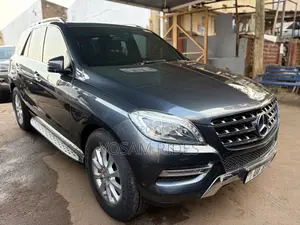 Mercedes-Benz M Class ML 350 4Matic 2013 Gray