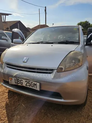 Toyota Passo 1.0 FWD 2006 Silver