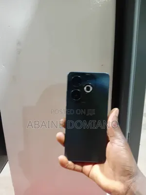Infinix Smart 8 64 GB Black