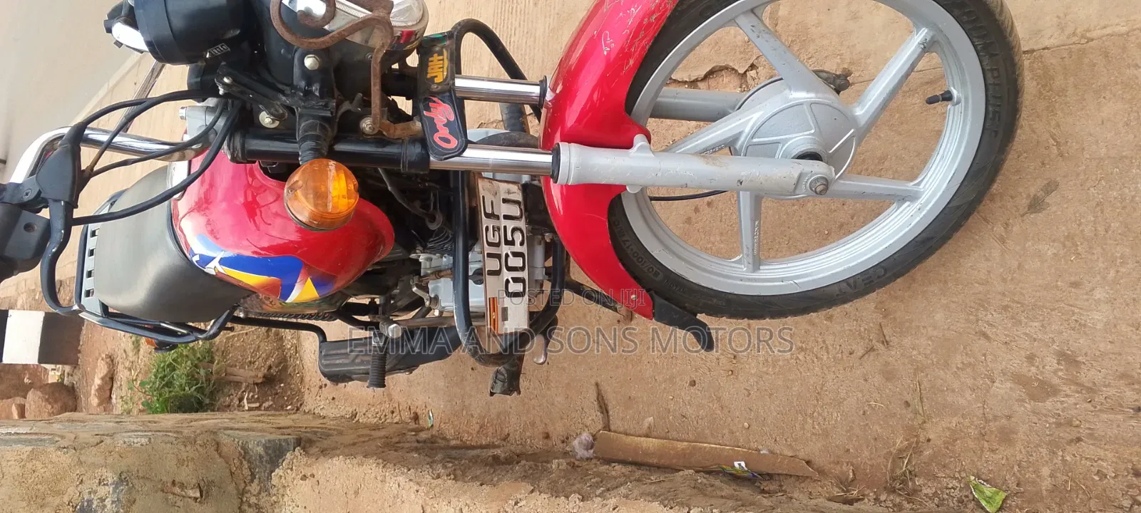 Bajaj Boxer 100 2024 Red