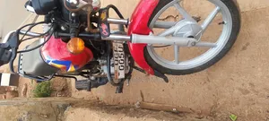 Bajaj Boxer 100 2024 Red