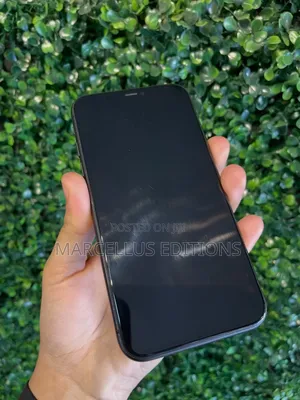 Apple iPhone 11 64 GB Black