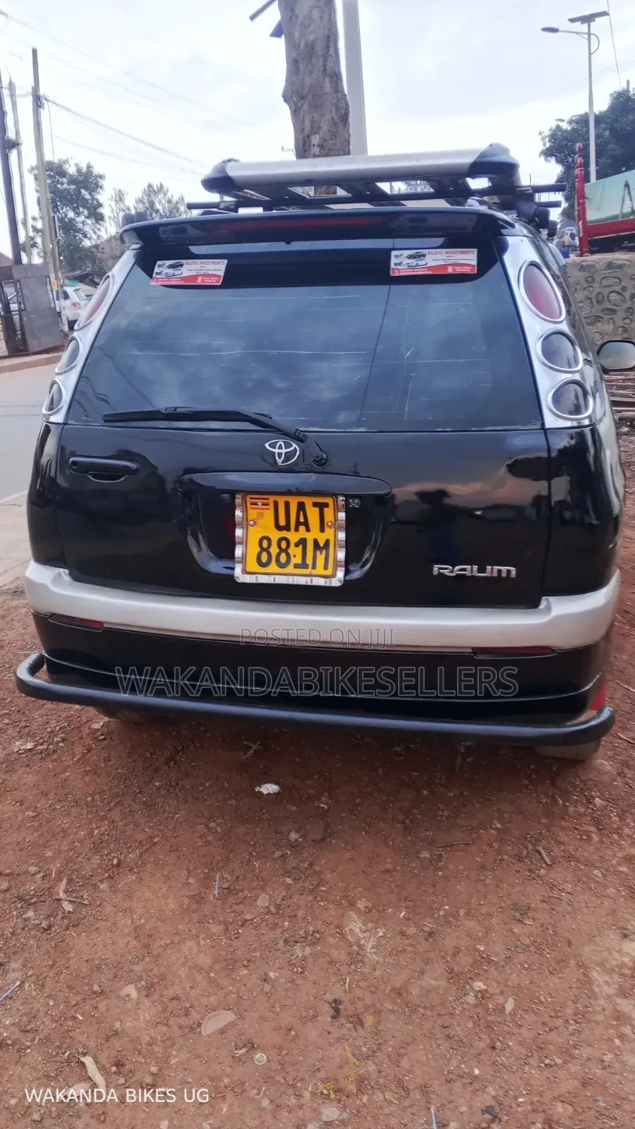 Toyota Raum 2000 Black