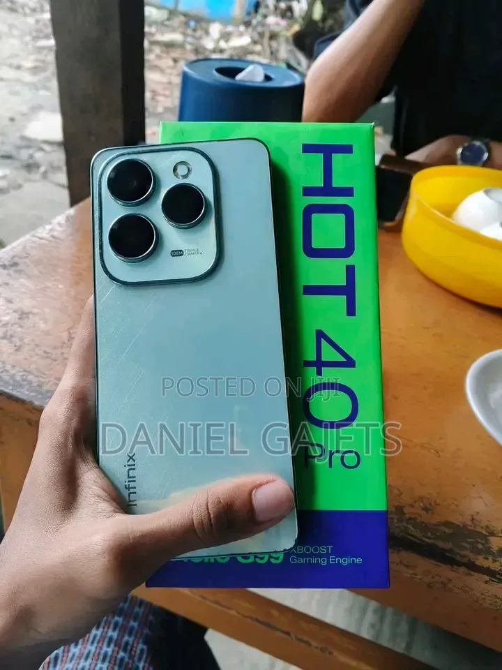 New Infinix Hot 40 Pro 256 GB Green