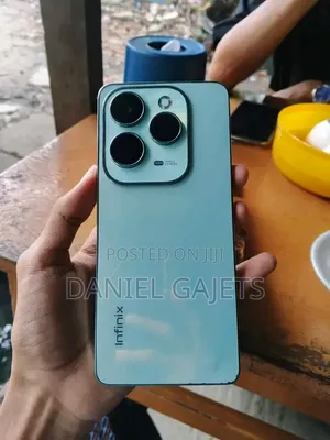 New Infinix Hot 40 Pro 256 GB Green