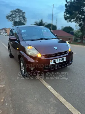 Toyota Passo 2007 Maroon