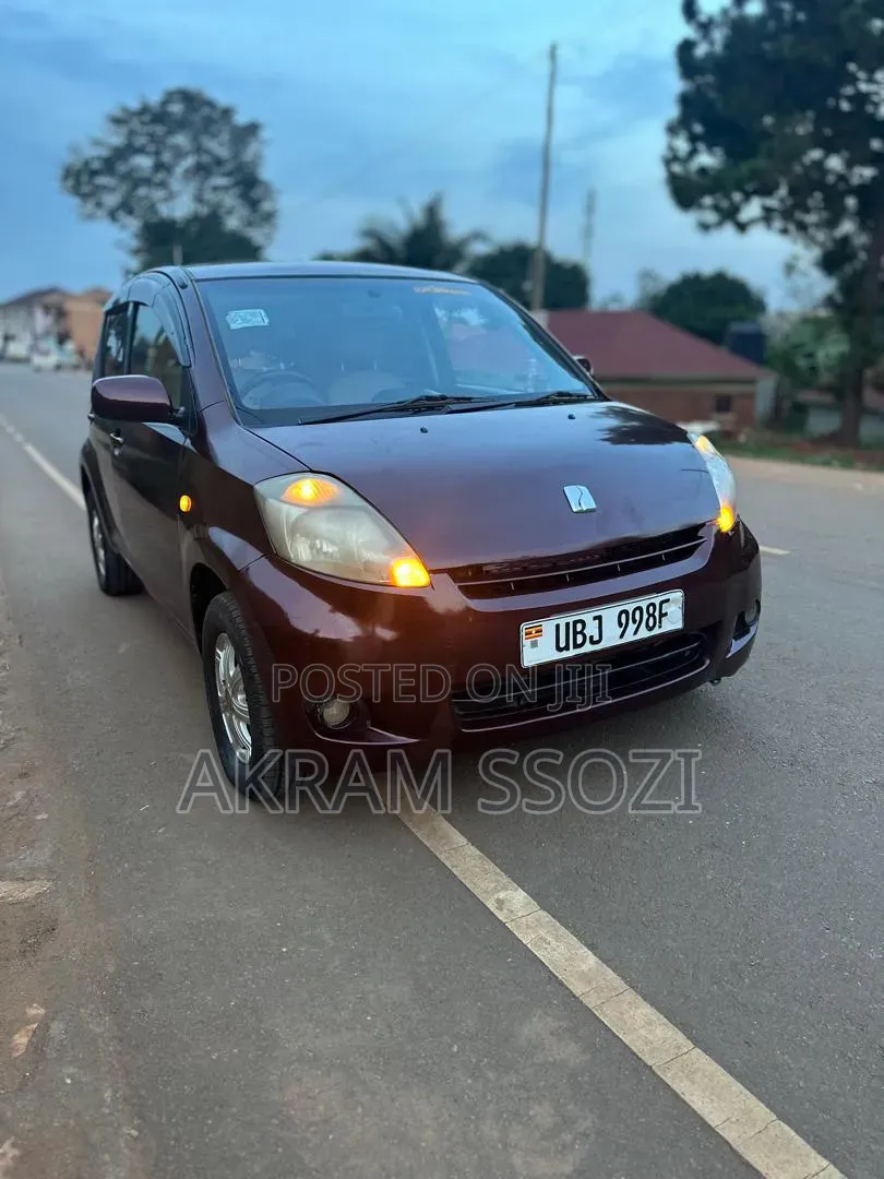 Toyota Passo 2007 Maroon