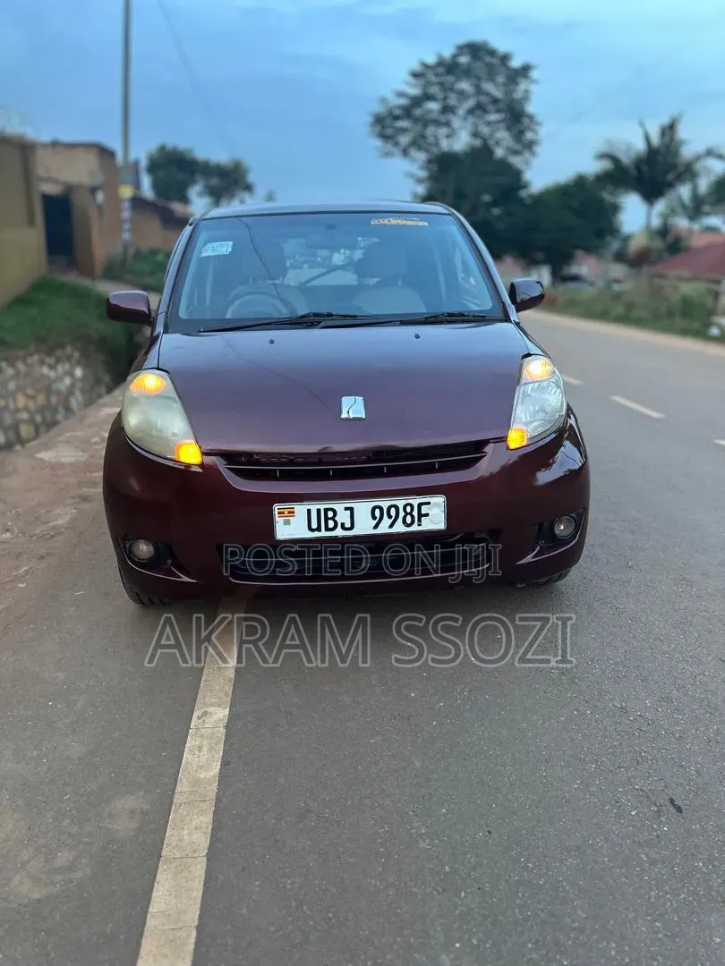 Toyota Passo 2007 Maroon