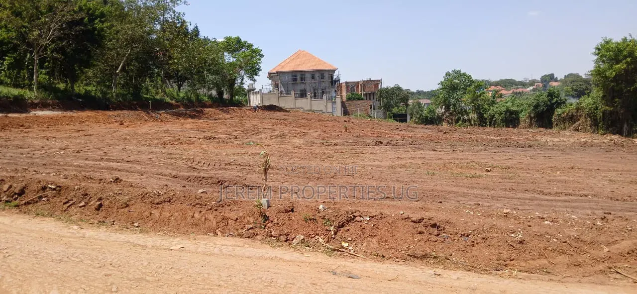 50*100ft Plots in Nangabo Kasangati Next to Nangabo Sub County
