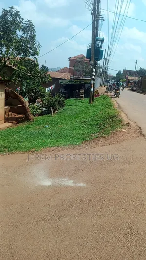 Half Acre in Makerere Kikoni