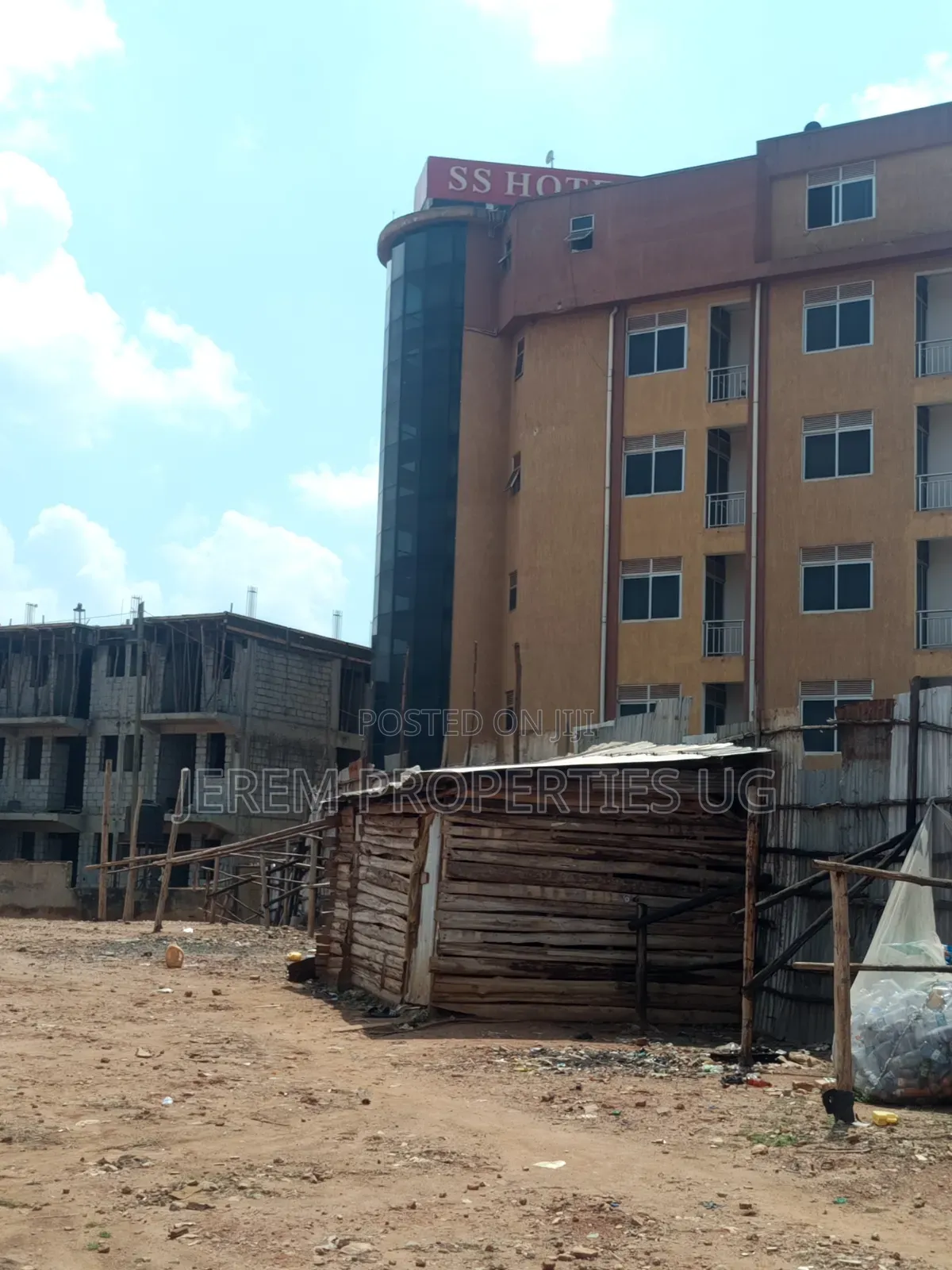 80 Decimals for Sale in Makerere Kampala City