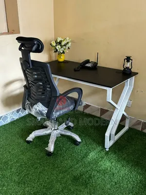 Wooden |Chassis Televisions|workstation| Reading Office Desk Office |