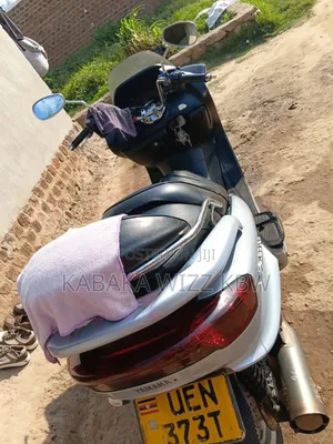 Yamaha Majesty 2014 Silver