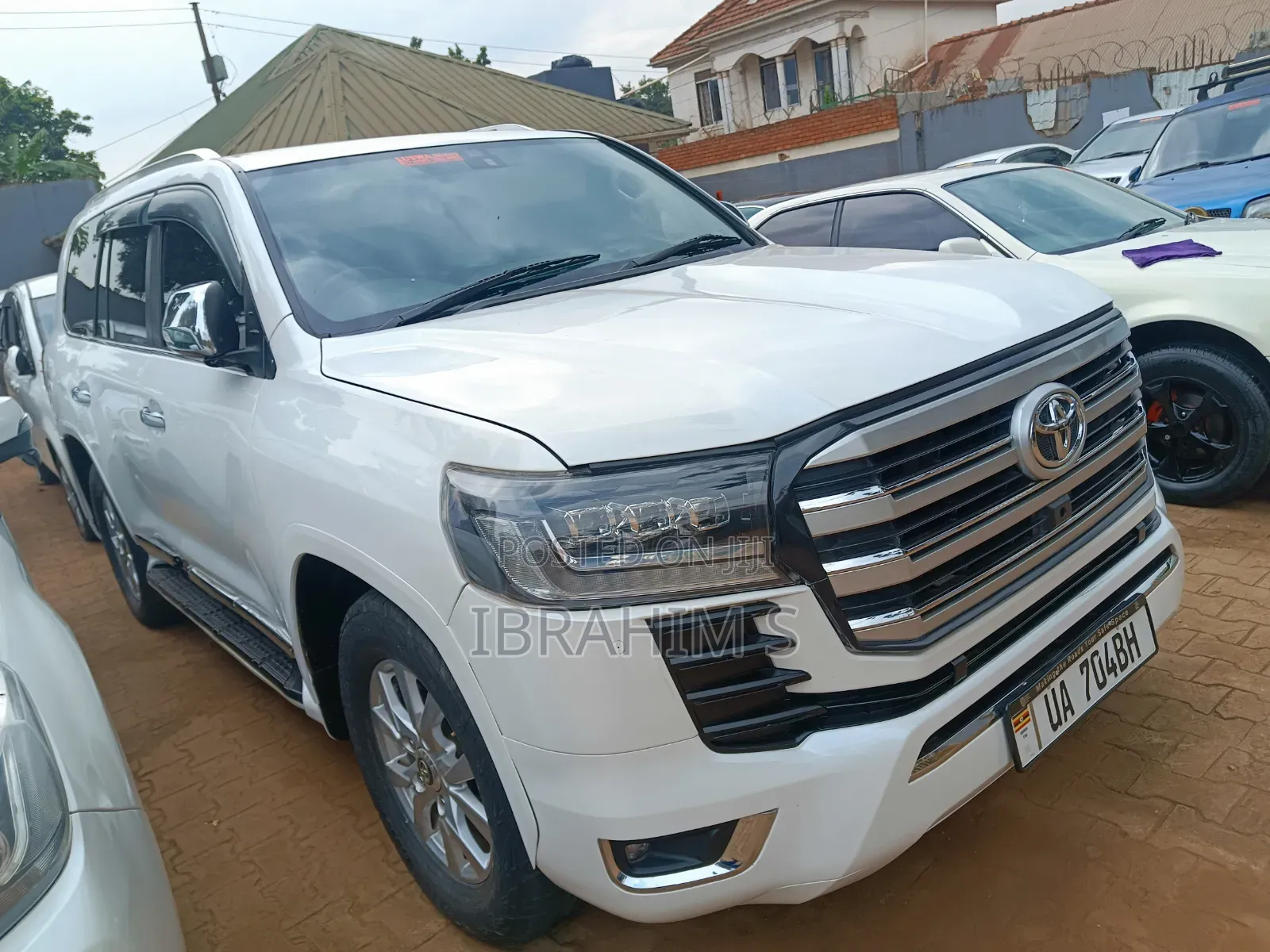 Toyota Land Cruiser 2016 White