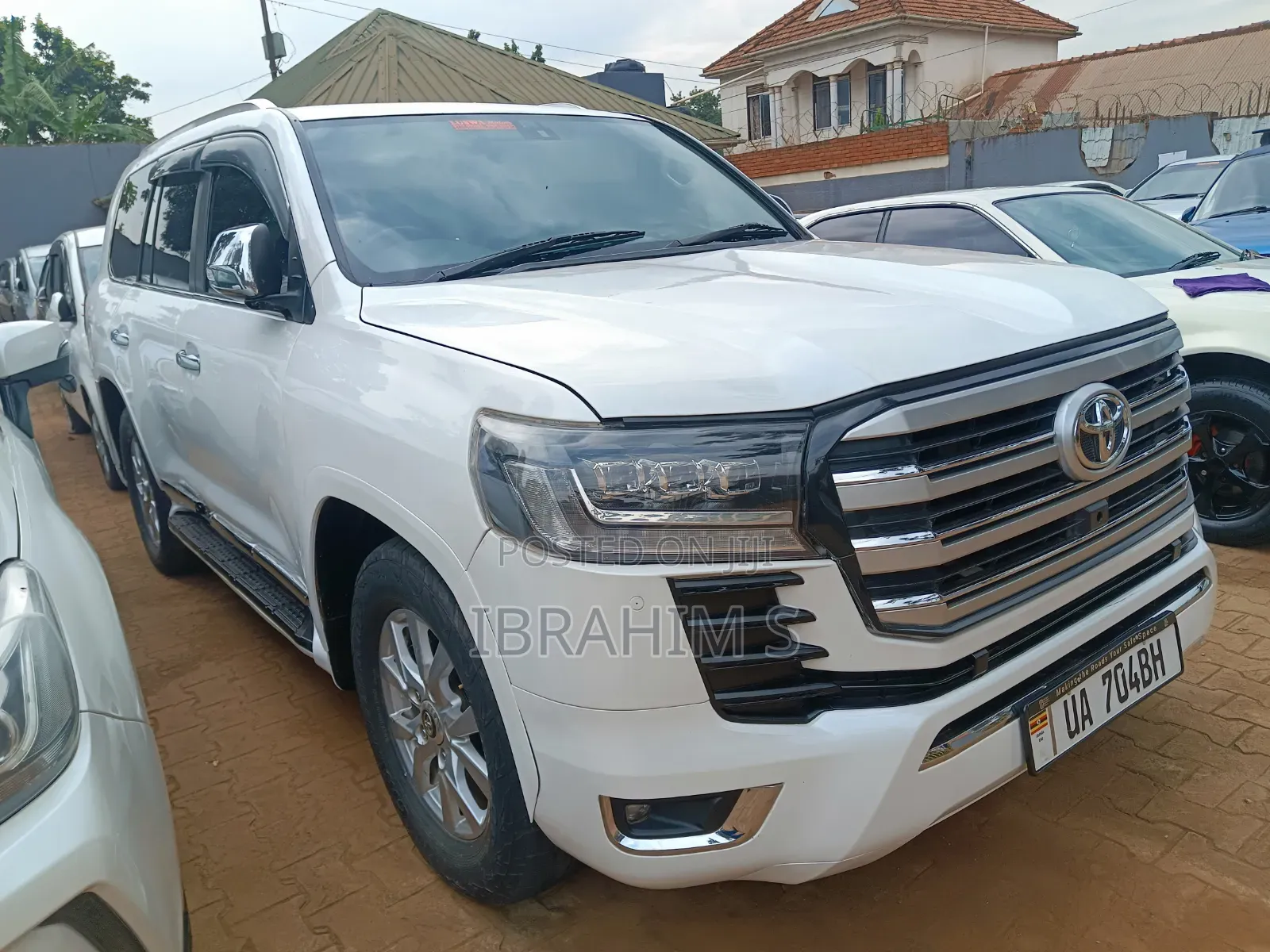 Toyota Land Cruiser 2016 White