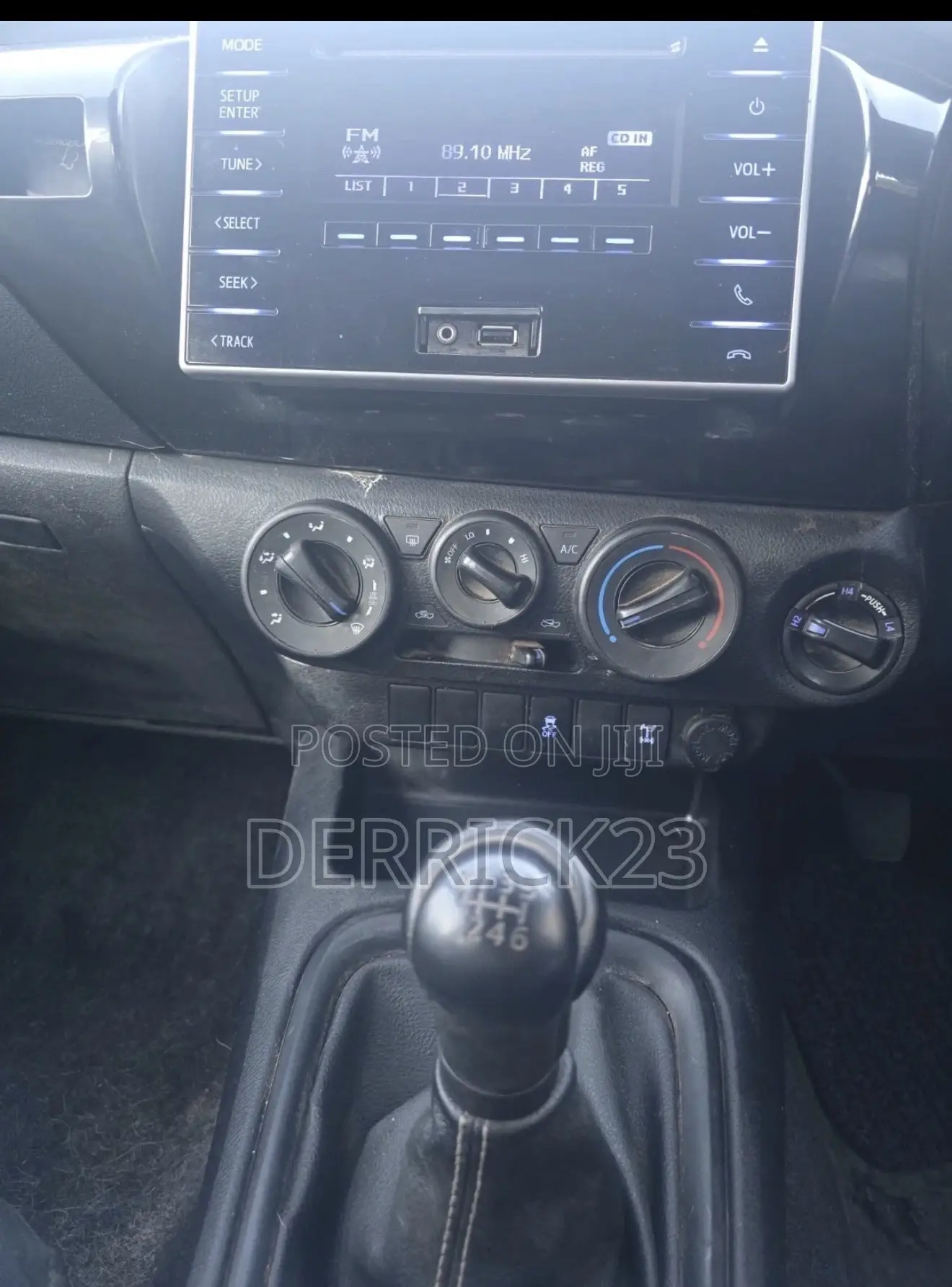 Toyota Hilux 2017 Silver