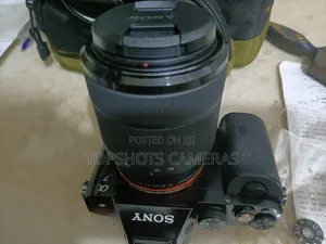 Sony Alpha 7 + Sony FE 28-70mm Lens
