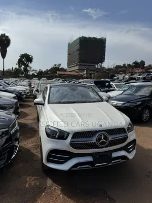 Mercedes-Benz GLE-Class GLE 400d 4MATIC 2020 White