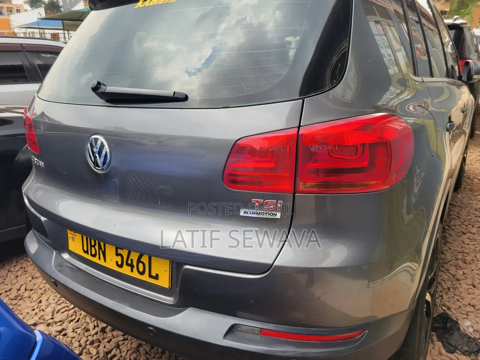 Volkswagen Tiguan S 4Motion 4dr SUV AWD (2.0L 4cyl Turbo 6A) 2014