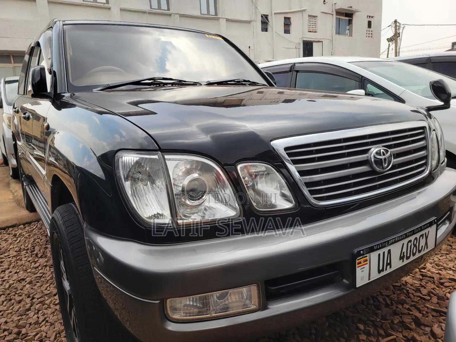 Toyota Land Cruiser Cygnus 4.7 2005 Black