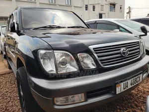 Toyota Land Cruiser Cygnus 4.7 2005 Black