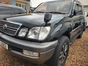 Toyota Land Cruiser Cygnus 4.7 2005 Black