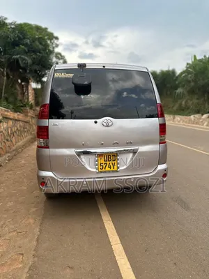 Toyota Noah 2002 Silver