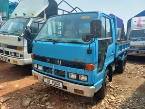 Elf Tipper Isuzu