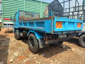 Elf Tipper Isuzu