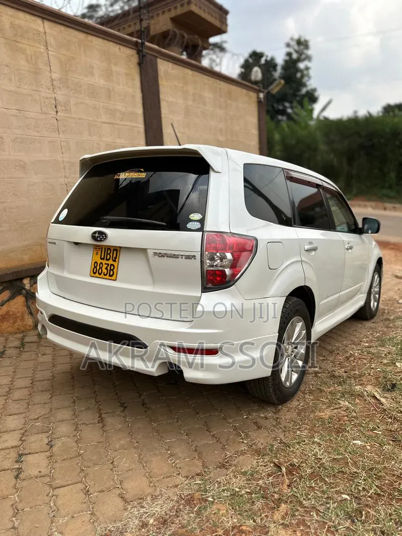 Subaru Forester 2011 White