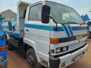 Isuzu Juston Tipper