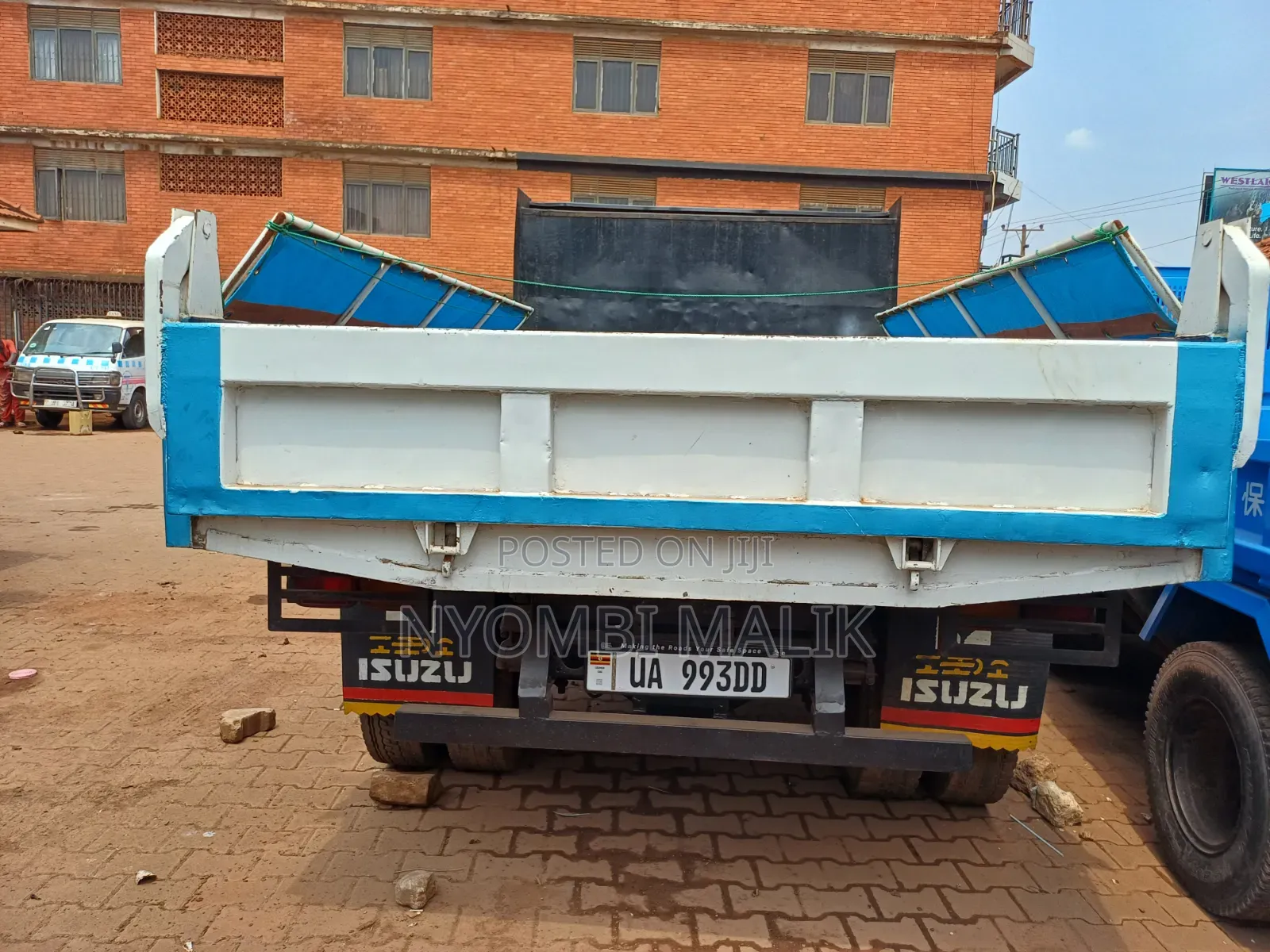 Isuzu Juston Tipper