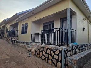 2bdrm Bungalow in Wakaliga Estate, Central Division for rent