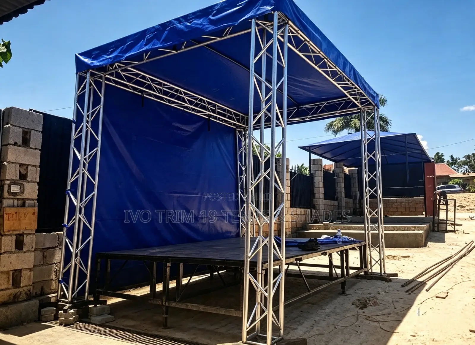 Covered Galvanized Steel Box Truss Stage Booth