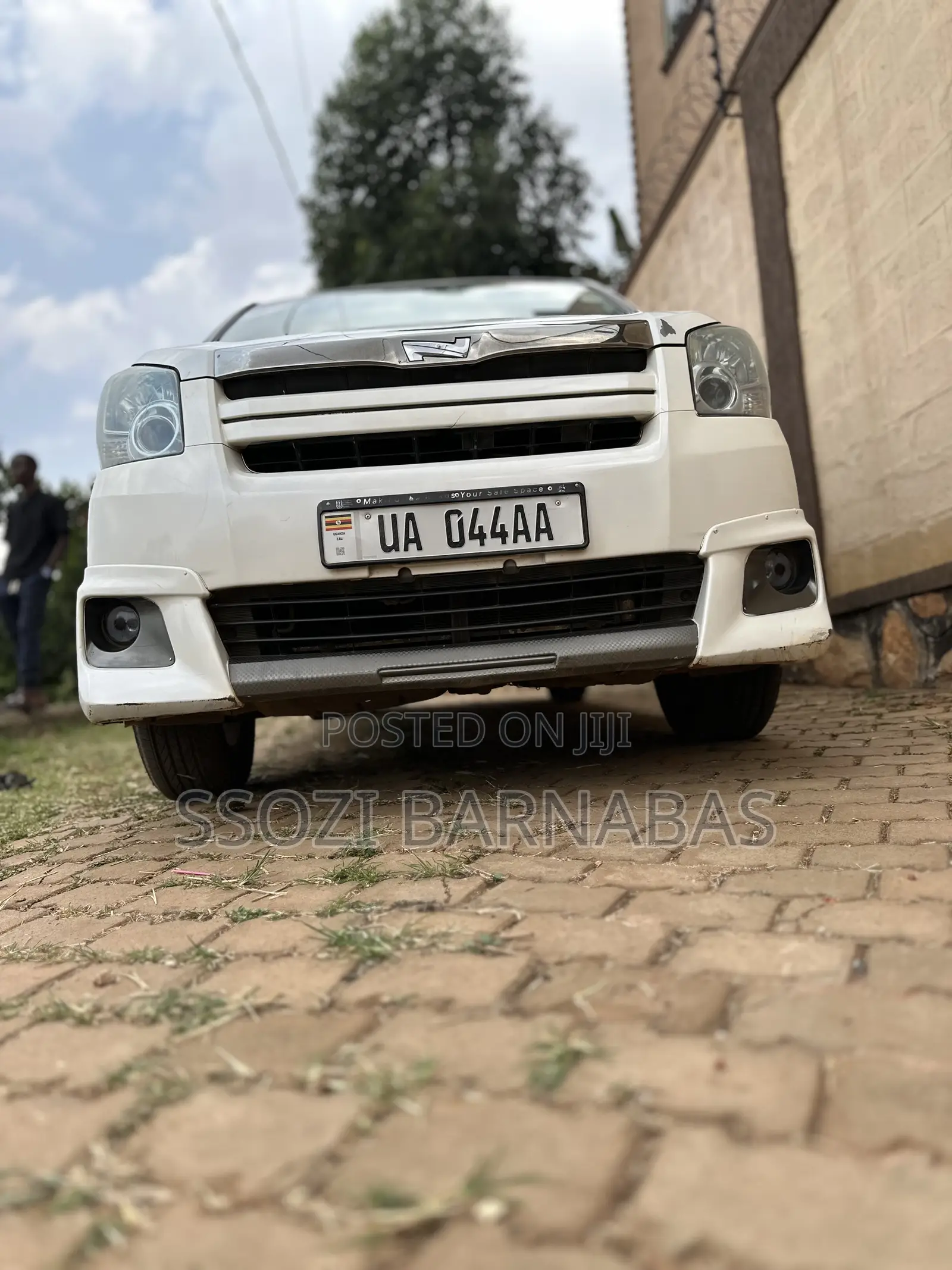 Toyota Noah 2011 White