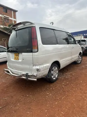 Toyota TownAce Noah 1998 White
