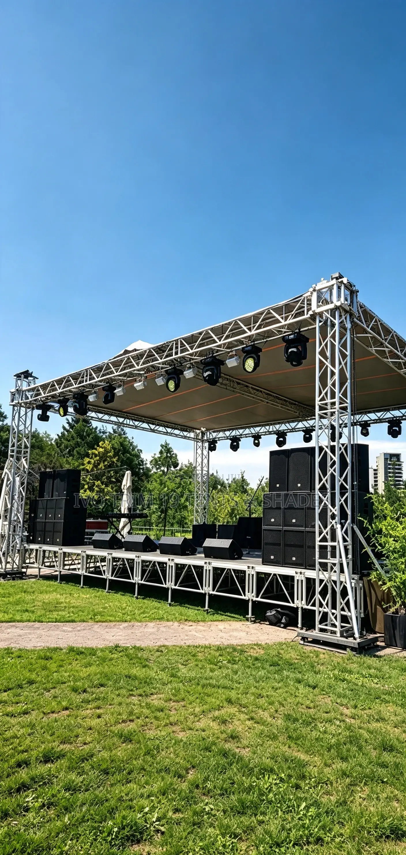 Flat-Roof Aluminum Box Truss Stage