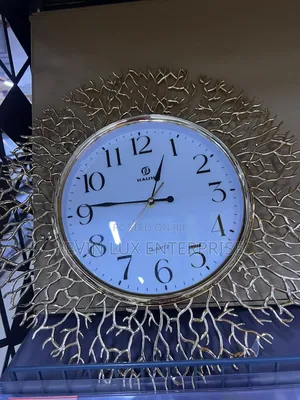 Root Wall Clock