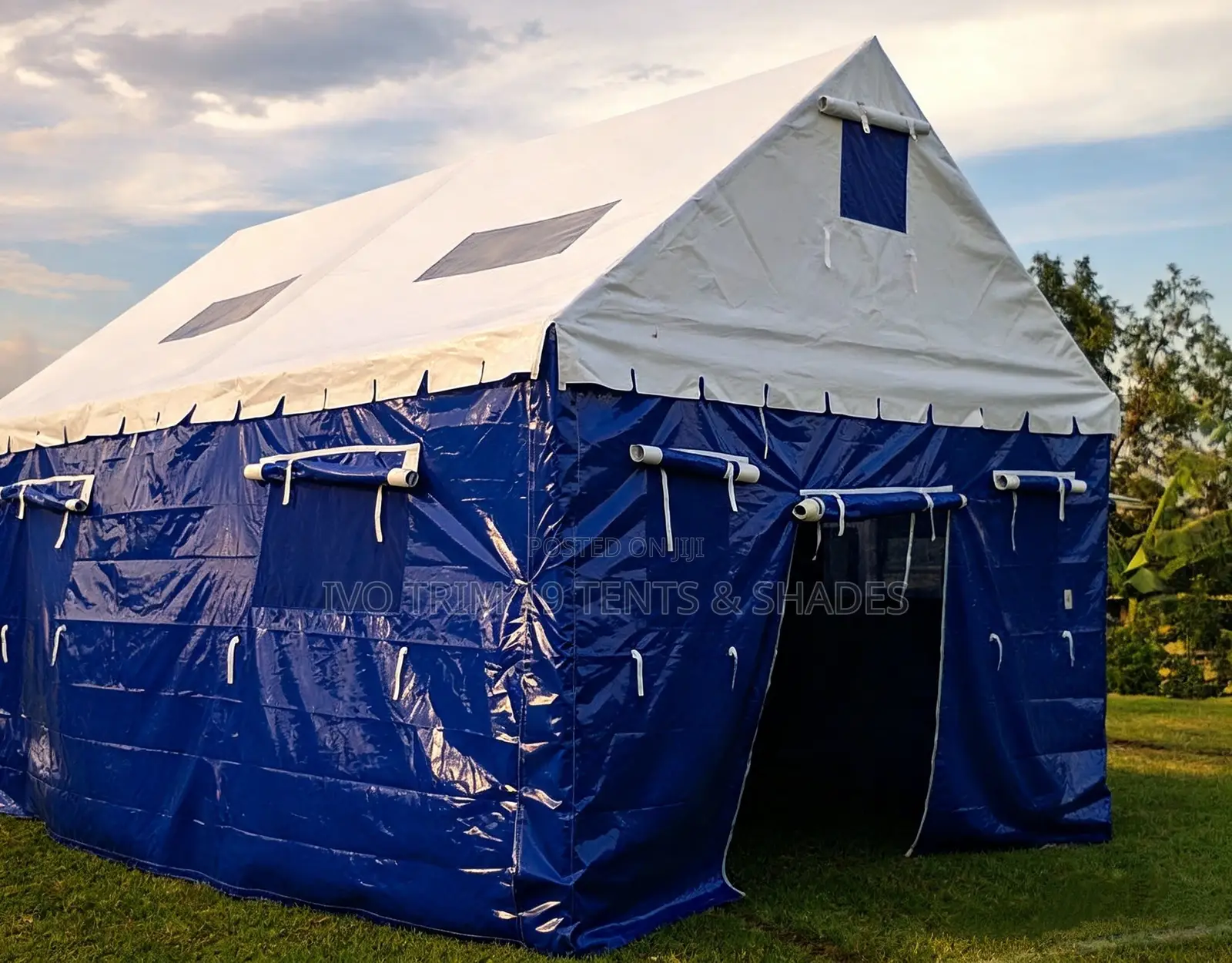 A Heavy-Duty Two-Tone Relief Marquee Tents