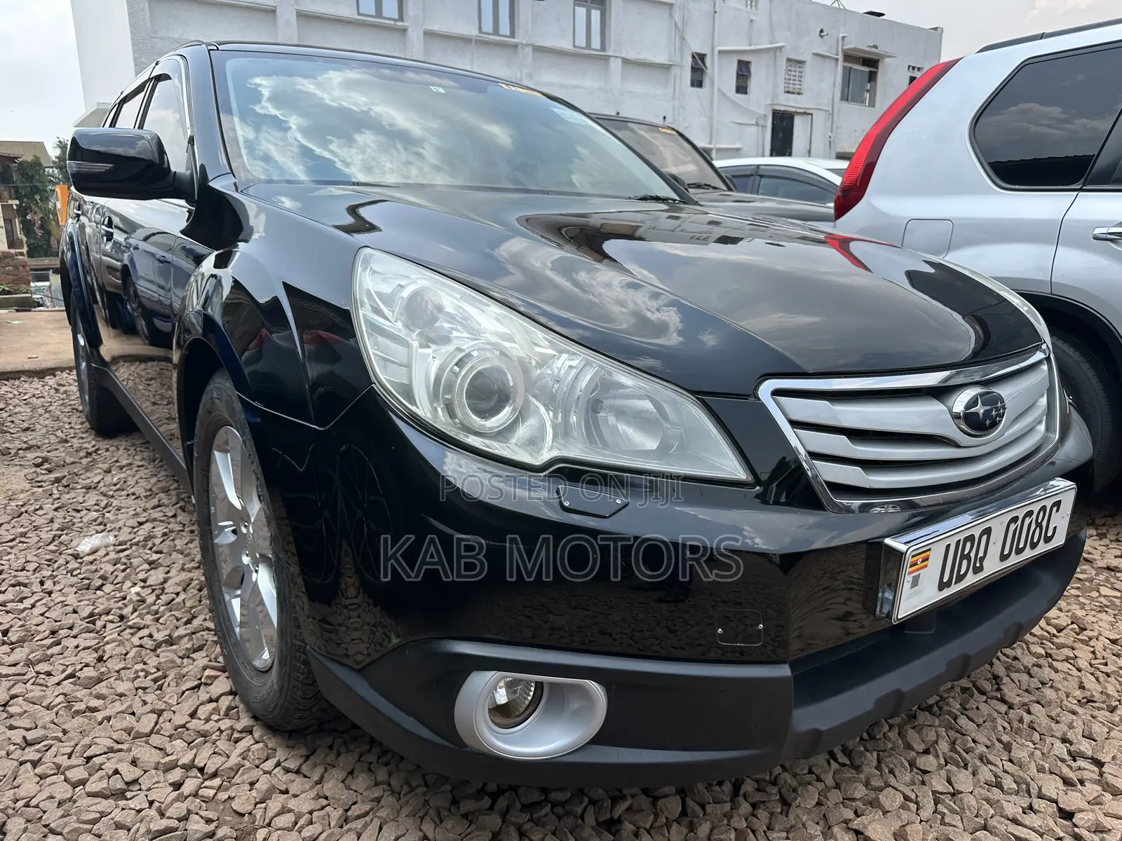 Subaru Outback 2.5i Limited 2011 Black