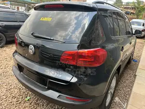 Volkswagen Tiguan 2013 Black