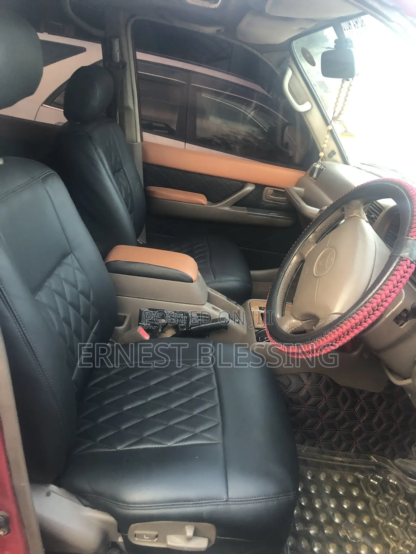 Toyota Land Cruiser 1995 Red