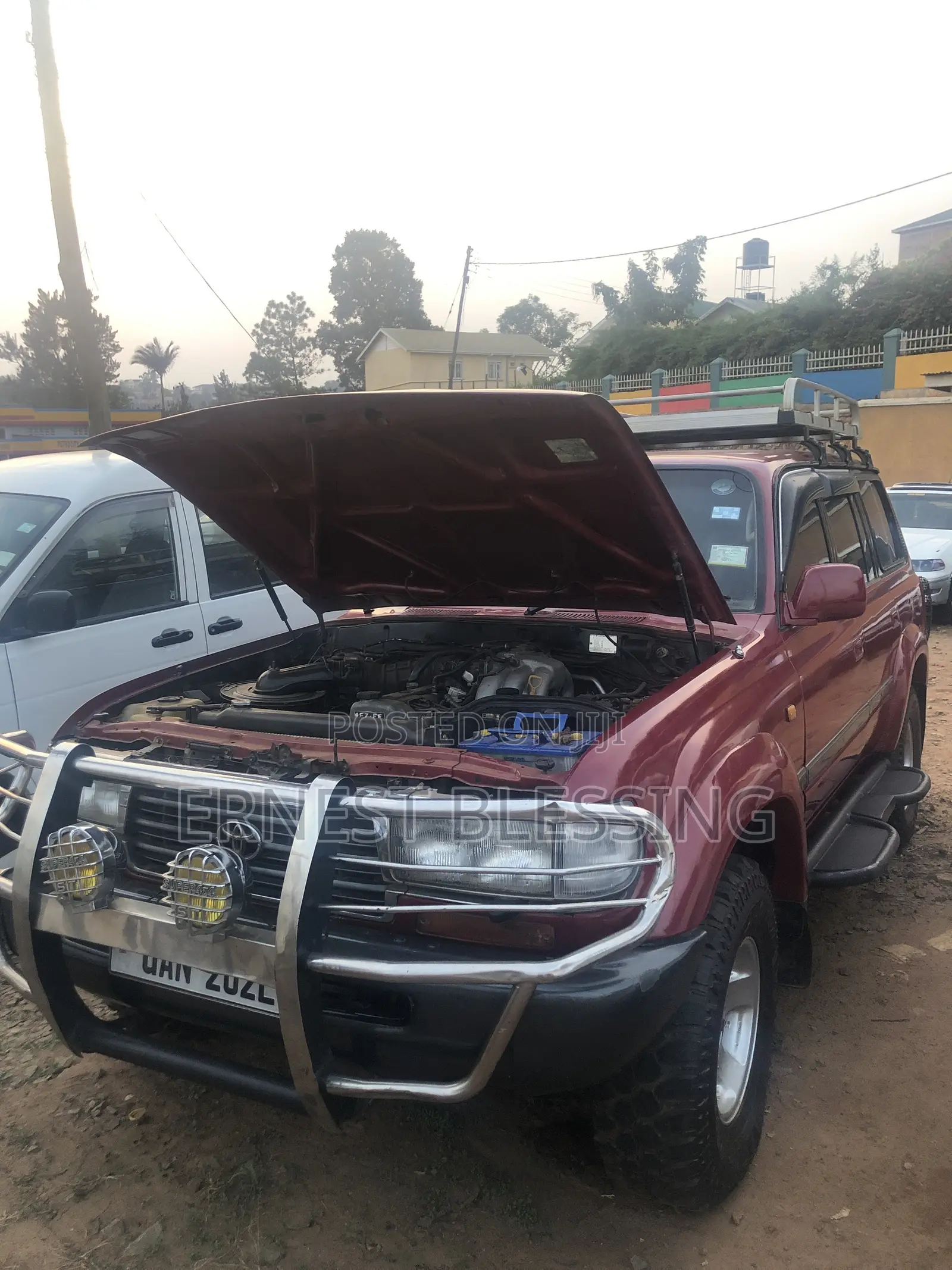 Toyota Land Cruiser 1995 Red