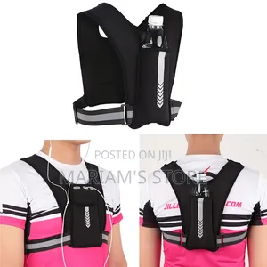 Reflective Running Vest Features a Dedicated Water Bottle Pouch