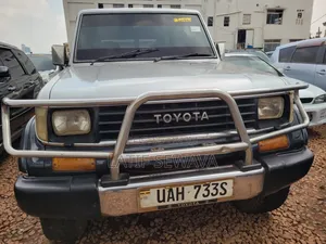 Toyota Land Cruiser 90 1997 Silver
