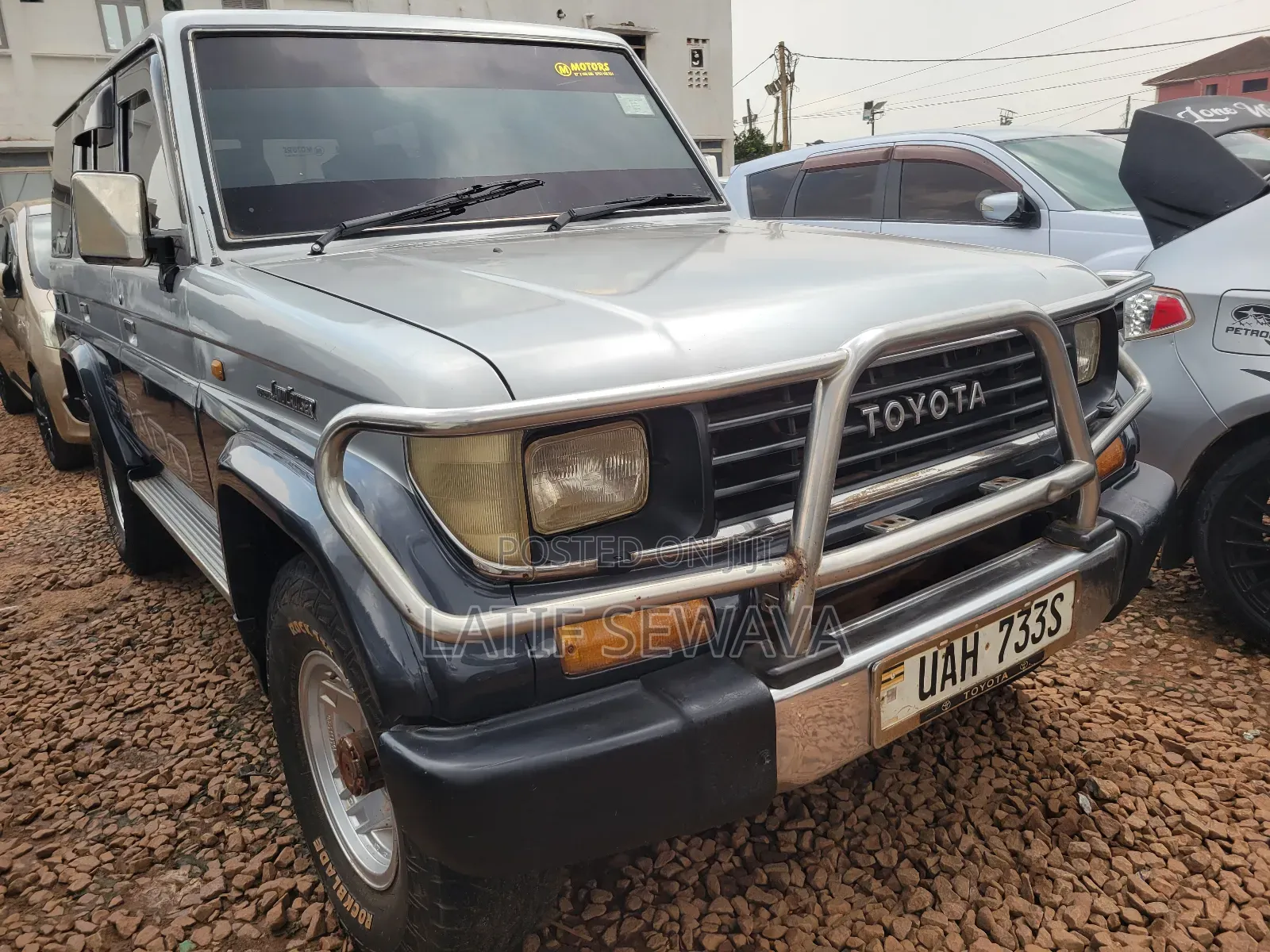 Toyota Land Cruiser 90 1997 Silver