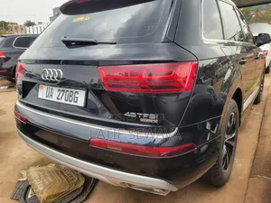 Audi Q7 3.0T Premium AWD quattro 2017 Black
